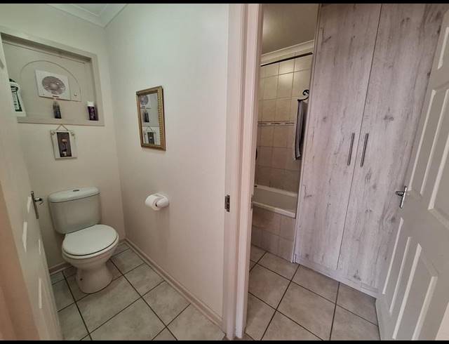 3 BEDROOM TOWNHOUSE FOR SALE IN HARTENBOS HEUWELS